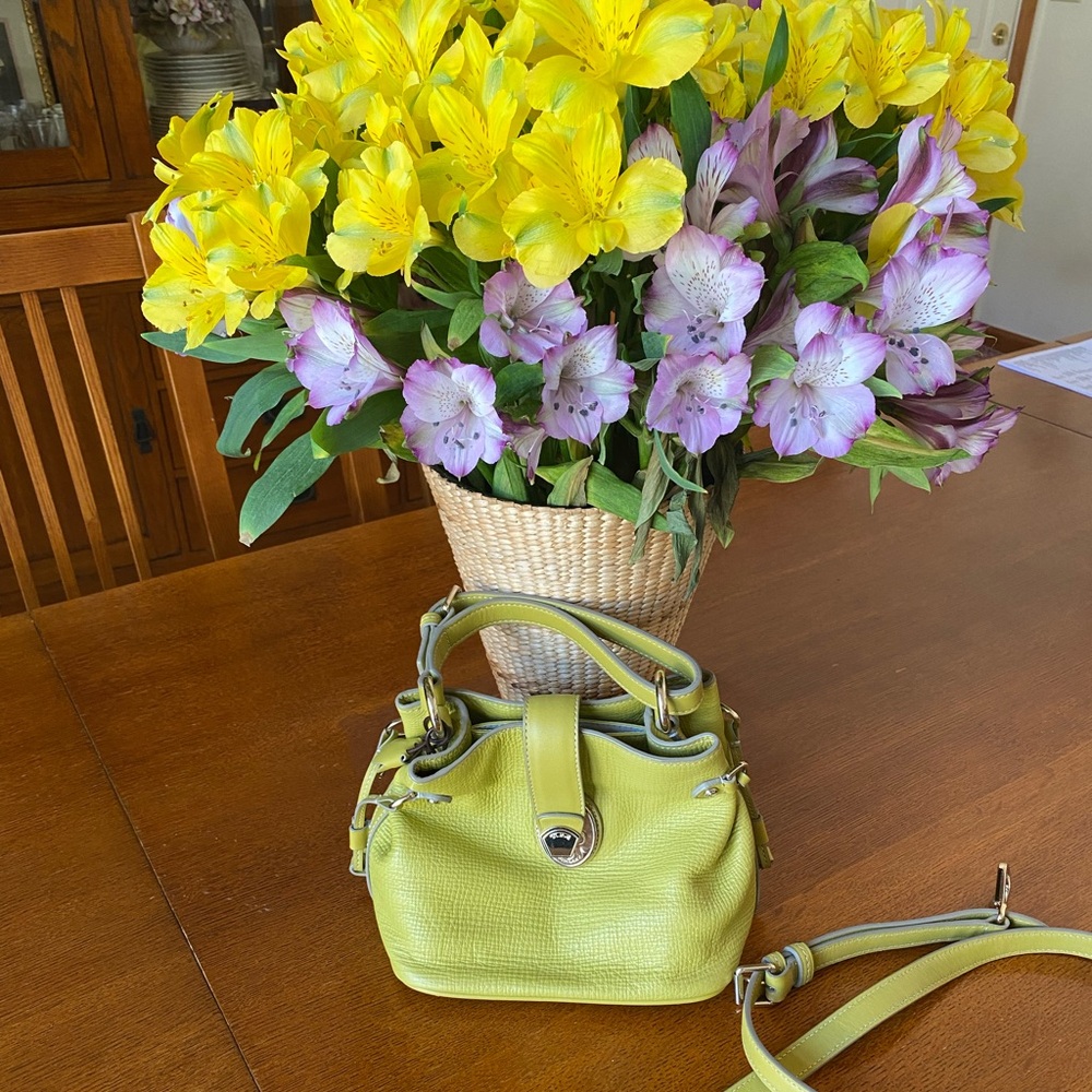 TUMI purse